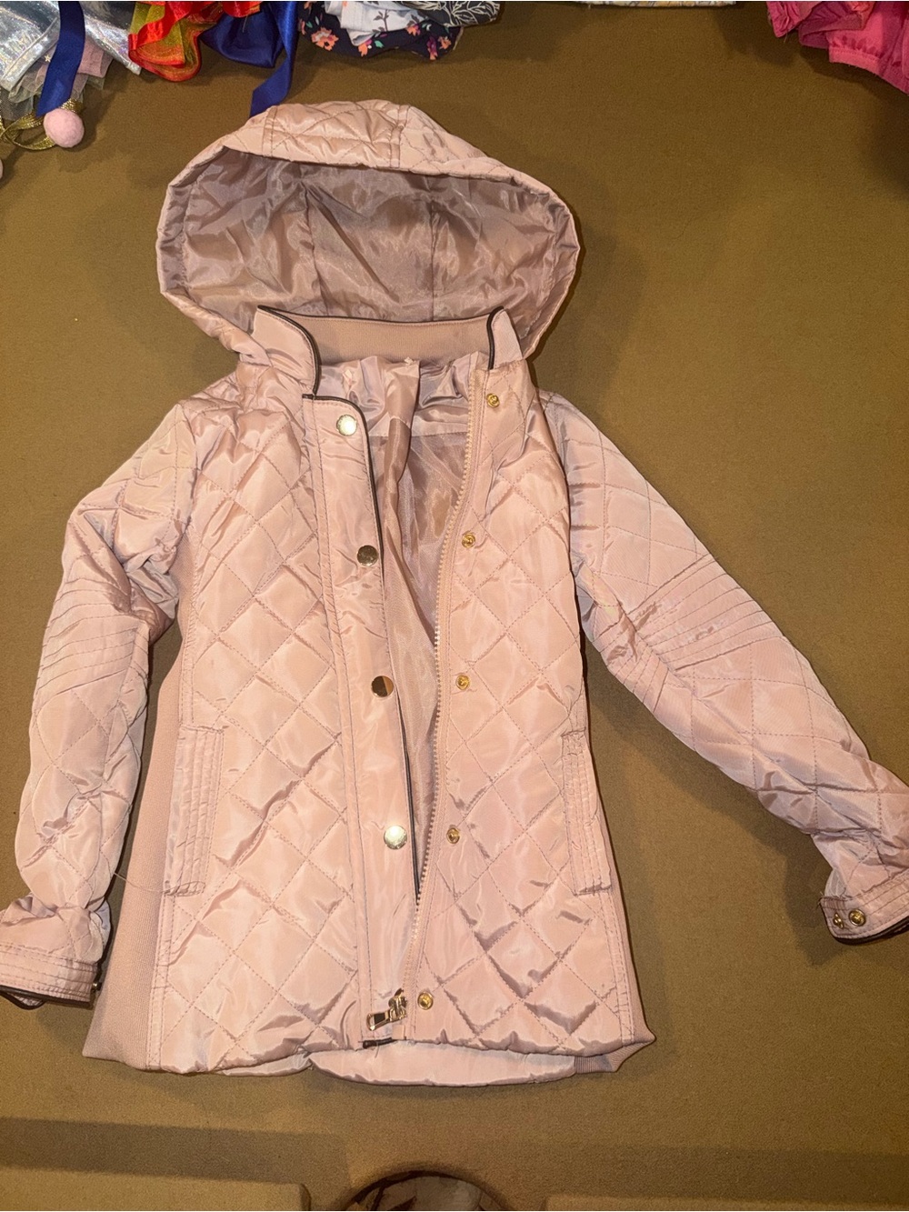 Girls Quilted Hooded Jacket in Light Pink
